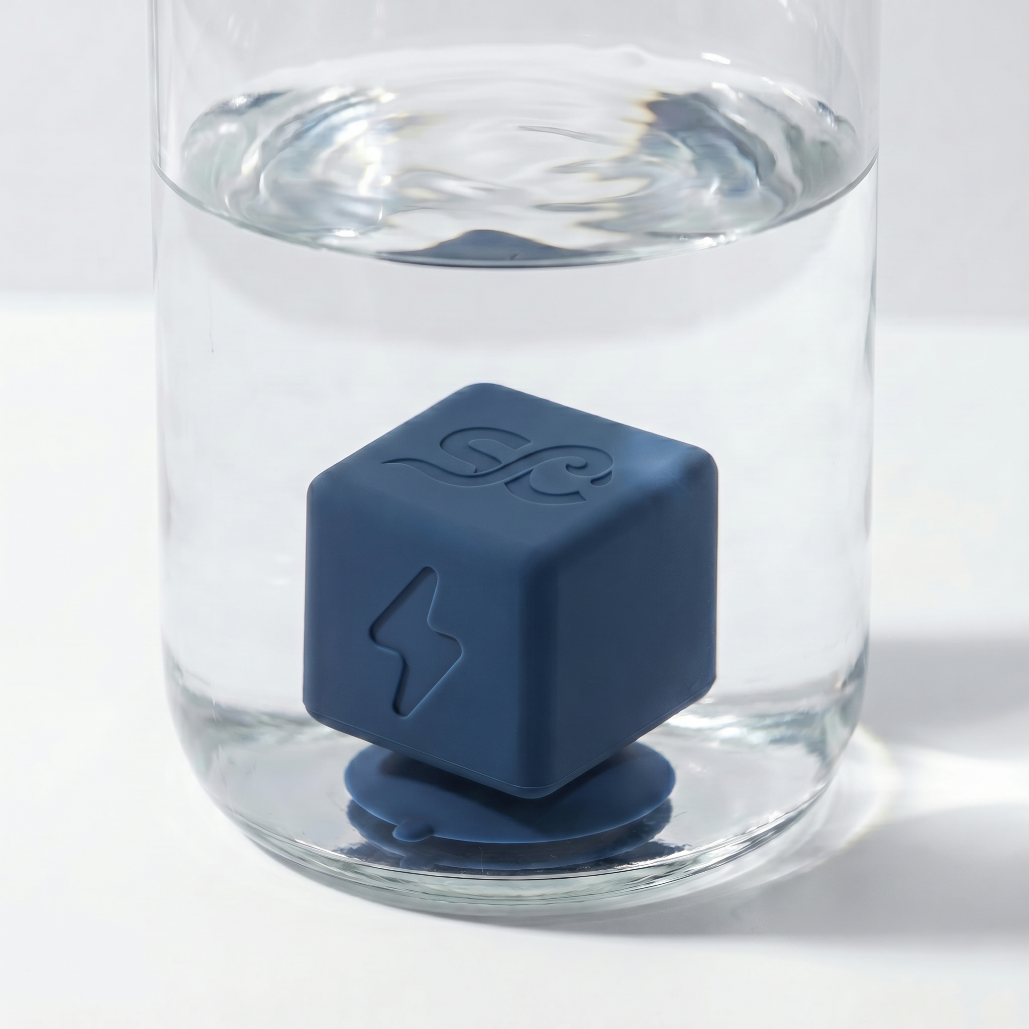 SipCube S1 inside a water glass